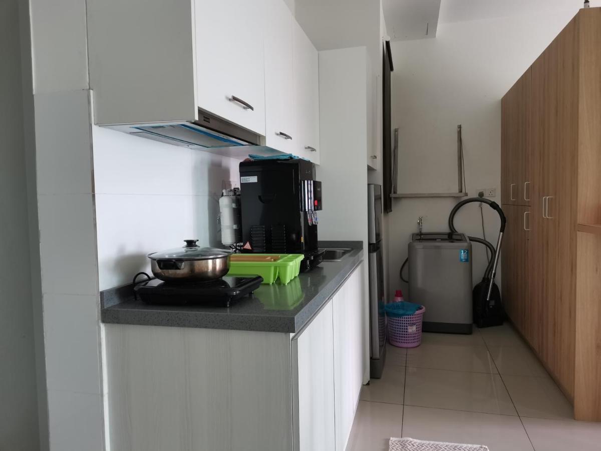 Studio Apartment Cyberjaya Near Bus Terminal ภายนอก รูปภาพ